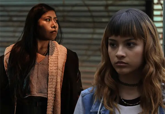 Yalitza Aparicio y Lilith Curiel honran a las buscadoras en "Cometierra"