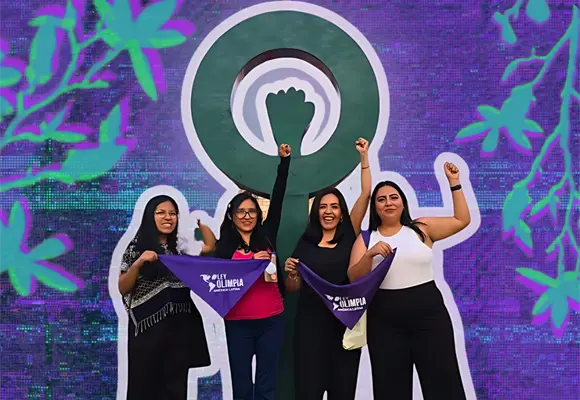 Defensoras de Michoacán lideran protocolo indígena ante violencia digital