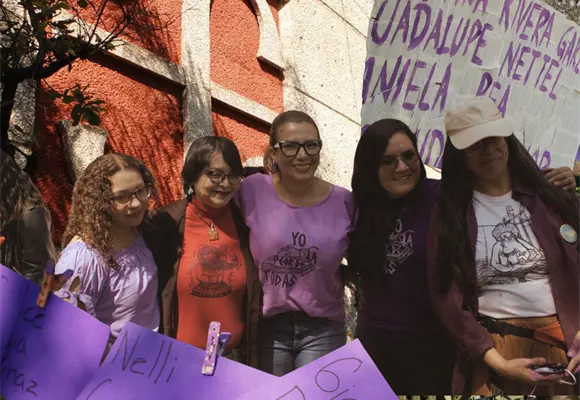 Escritoras exigen a Sheinbaum destituir a Taibo II por misoginia en el FCE