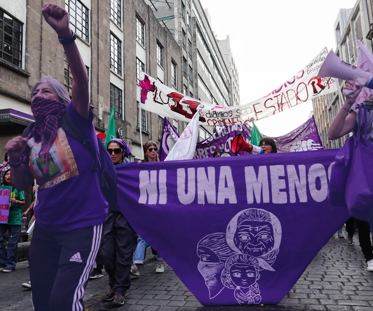 La violencia que sostiene al “deber ser” masculino aún marca el 25N