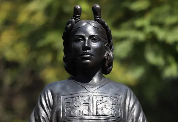 Las seis mujeres de pueblos originarios que llegan al Paseo de las Hero&iacute;nas